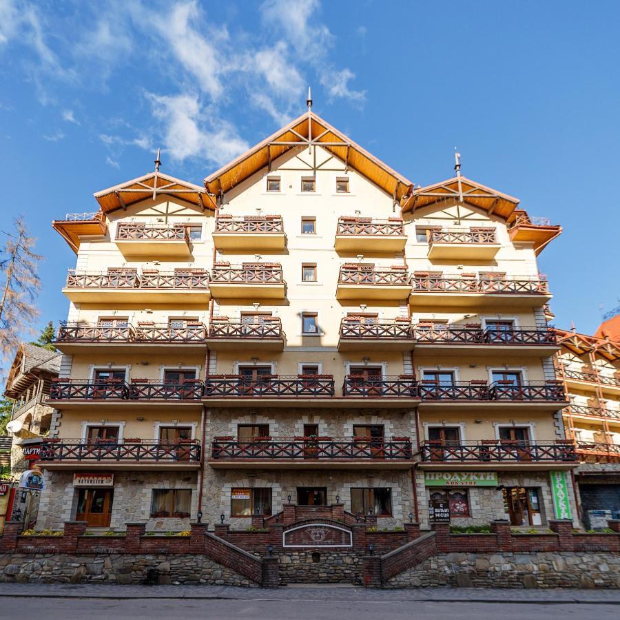 Patkovski Boekovel Buitenkant foto