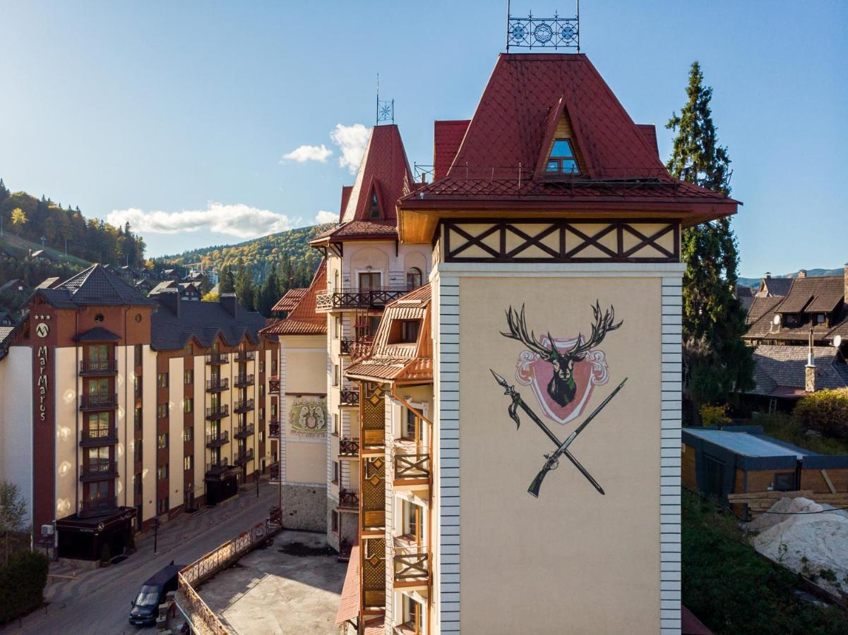 Patkovski Boekovel Buitenkant foto